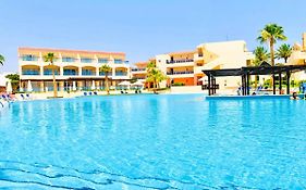 Ivy Cyrene Island Aqua Park Resort (Adults Only)